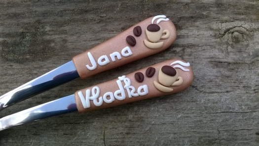 Kávová se jmény (dl.18cm)I