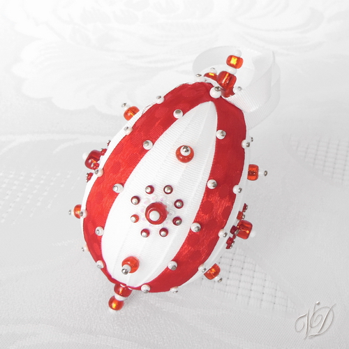 Originální vajíčko s korálky (OZ109)