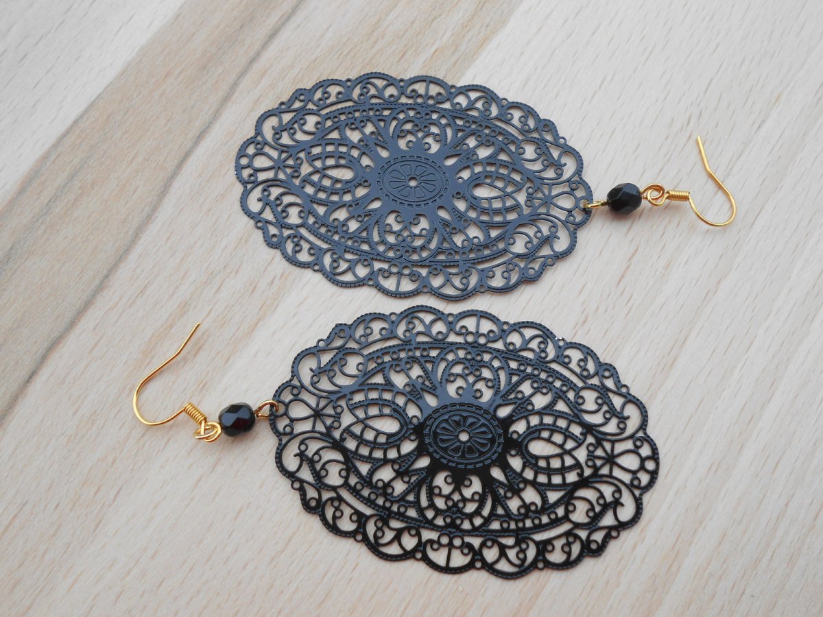 Náušnice oválky černé (802/15)