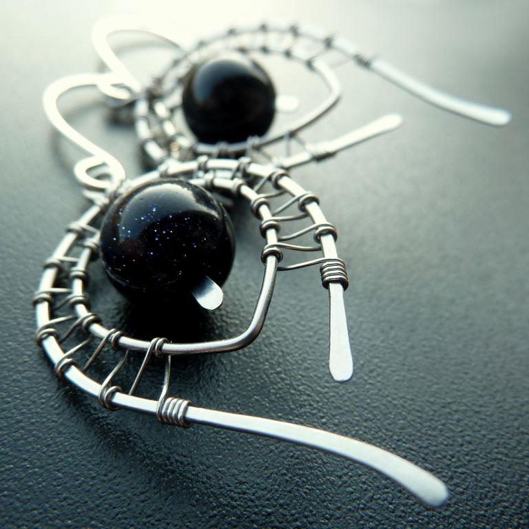 Hypoalergenní náušnice s modrým avanturínem