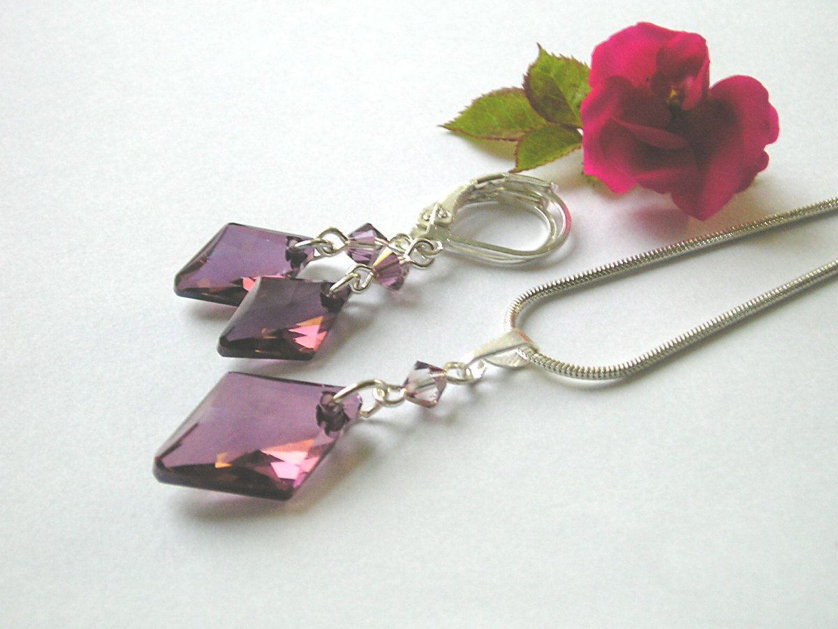 Swarovski sada Rhombus Crystal Lilac Shadow