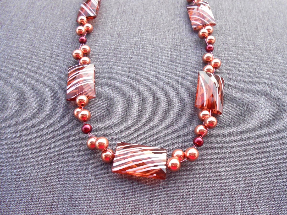 Náhrdelník vínová + hnědá (463/15)