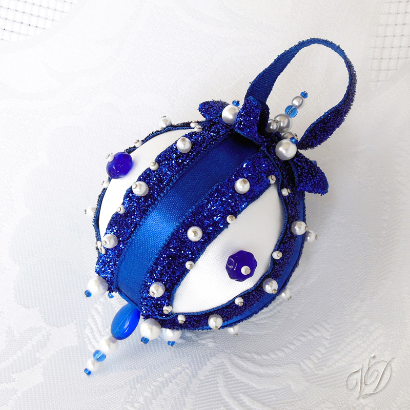 Originální vánoční ozdoba - Luna safírové noci