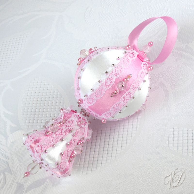 Originální vánoční ozdoba - Něžný růženín