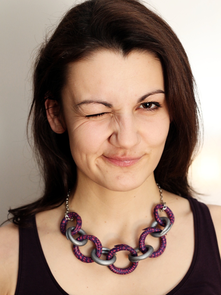 Výrazný náhrdelník