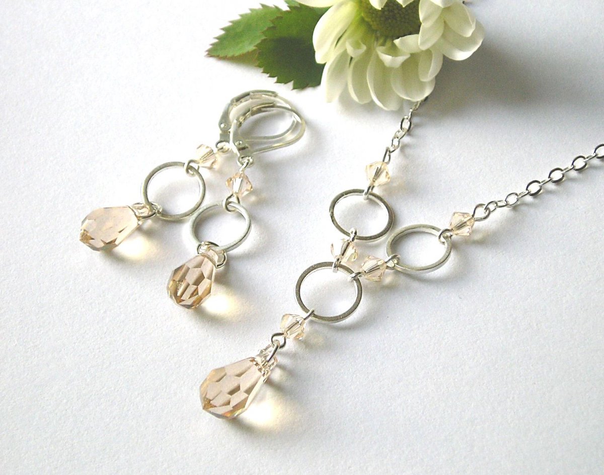 Swarovski sada Teardrop Light Silk