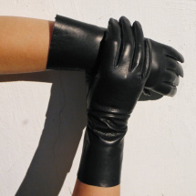 Delší černé dámské kožené Glazé rukavice
