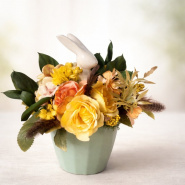 Zajíček ve žluté