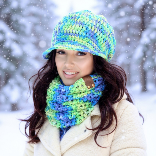 Čepice kšilt a nákrčník 1973