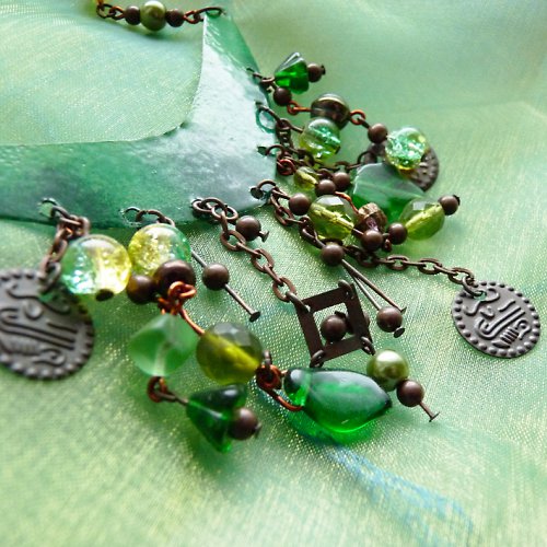 Zelený penízkový smaltík