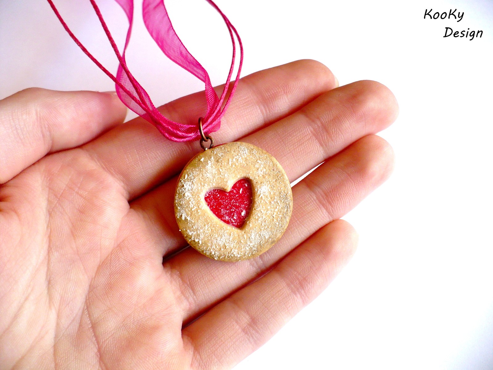 Náhrdelník - linecké cukroví