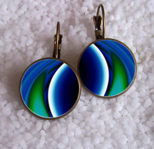 Náušnice z pryskyřice