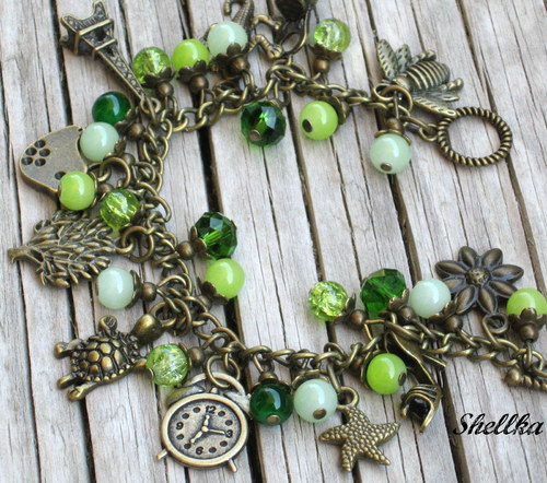 Náramek s přívěsky + náušnice ZDARMA